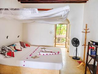 Samaki mbili house - 3
