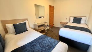 Captains Quarters Motor Inn - 4