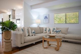 Seaview On Airlie - 3