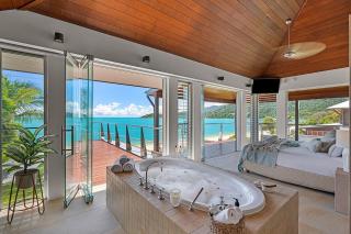 Anusara - Airlie Beach - 0