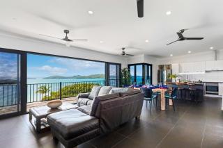 Panorama at Shute Harbour - 5