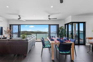 Panorama at Shute Harbour - 4