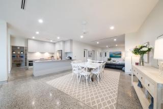 23B Airlie View - 6