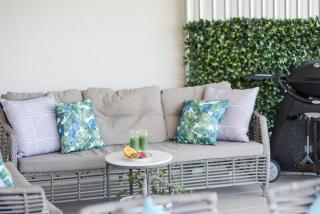 Ocean Dreams On Airlie 2 Bedroom - 6