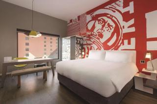Radisson Red Minneapolis Downtown - 8