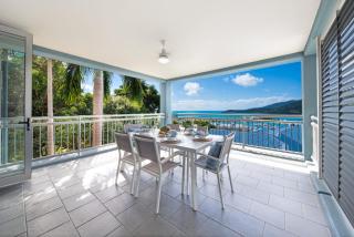 Coastal Charm On Airlie - 0