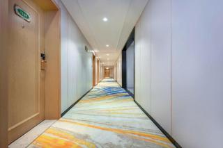 Vienna Hotel Chongqing Yangjiaping Pedestrian Street Light Railway Station - 5