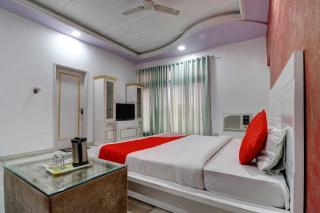 SPOT ON Hotel Mandakini Palace - 3