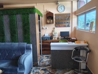SPOT ON Navinka Lodge - 6