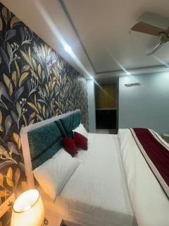 Hotel Highway Crown - 5