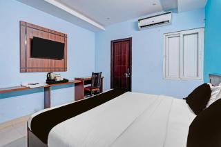 OYO Townhouse SSM Hospital Formerly The Arcas Hotel - 4