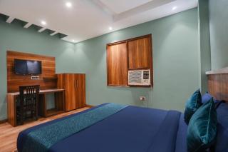 FabHotels Eastgate - 3