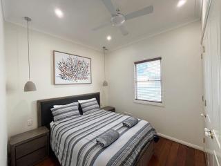 Captains Cottage SWR - 4