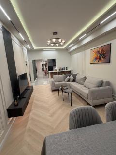 Baku Apartment with Terrace Balcony - 9