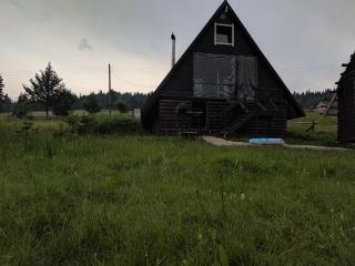 Затишний будинок Black house - 0