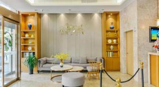 Home Inn Plus Shanghai Middle Ring Jinshajiang Road Fengzhuang Metro Station - 9