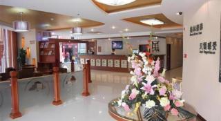 GreenTree Inn Taicang Baolong Square Hotel - 9
