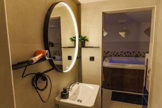 Nero & Cognac Suite - Prague 4 - 9