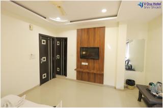V One Hotel Shivshakti - 0