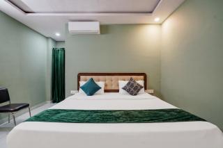 FabHotel Royal Nest - 5