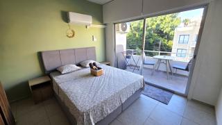 Charming 1BR Stay, 5 Minutes Walk to the Beach! - 7