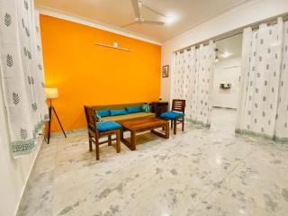 Avenaa Aurum Homestay Udaipur - 2