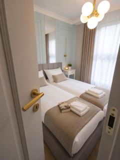 Sea Star Apartment Portovo by Property Kings - 7