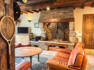 Maison Rustique, Terrasse, Calme, 4-6 peoples - 0