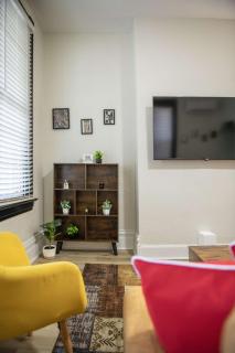 Funky 3-bedroom - 5 min walk to Grandview Overlook - 9