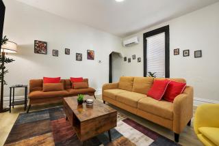 Funky 3-bedroom - 5 min walk to Grandview Overlook - 6