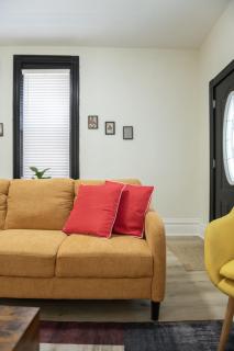 Funky 3-bedroom - 5 min walk to Grandview Overlook - 5