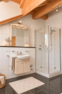 Helle Ferienwohnung im Bayerischen Wald mit Balkon, Garten & viel Platz für 4 - 0