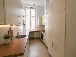 HeyMi Apartments Oper - 1