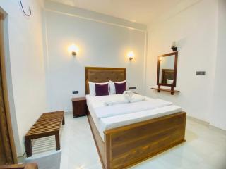 Perfect Hideout - 9