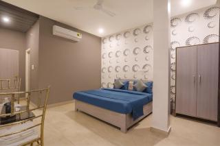 FabHotel Prime Stay - 4