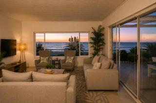 ŉ Stukkie Weskus Beachfront Retreat - 4
