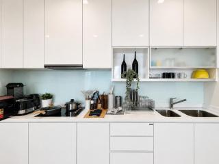 Spacious High Rise 2BR - Ultra Fast Wifi - Phrom Phong - Bangkok - 7