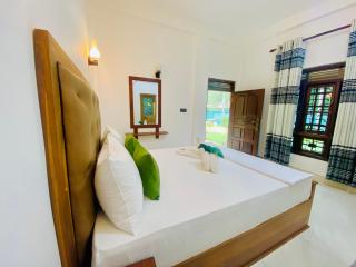 Perfect Hideout - 9