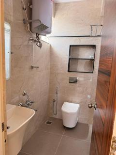 independent executive room - Ideal For Business Travellers - 8