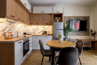 Sandy's Luxury Apartment - 3
