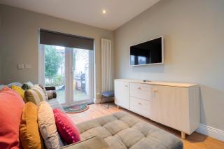 3-Bed House in Dublin City Centre - 2