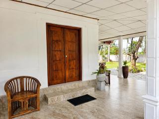 Ceylon Vintage Verandha - 7