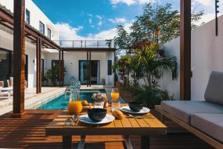 Brand New 3BR Villa - Luxury Pool - Beaches 5 min - 0