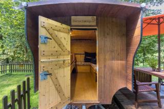 Bienenwagen der Naturheilpraxis Melchger - 1