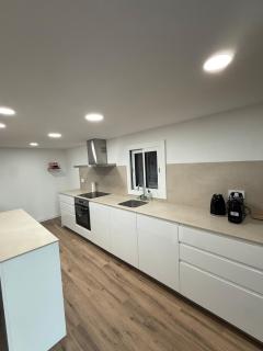 Elegant new apartment with pool in the hills - 7