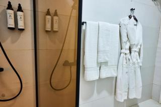 The Barli Hotel & Apartments - 7
