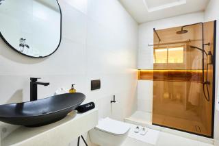 The Barli Hotel & Apartments - 3