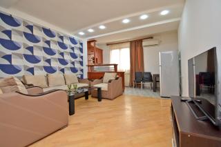 1BR Apartment by ArmStay - 5 min walk to Republic Square - 0
