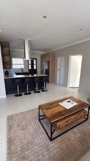 Hephaestus House - 7