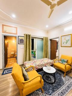 The Amber Haven - A Cozy Urban Retreat - 8